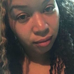 Meet your Posher, Letitia