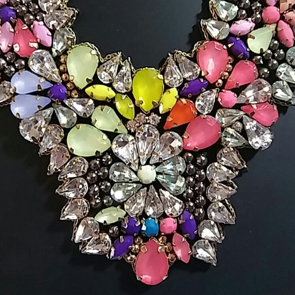 Necklace - Picture 2 of 3