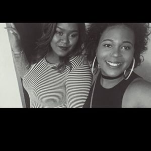 Meet your Posher, Nia