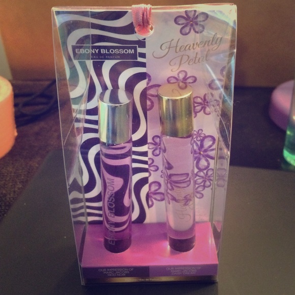 2 Roller Ball Perfumes