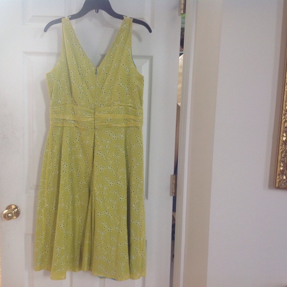 EYELET DRESS - Picture 2 of 4