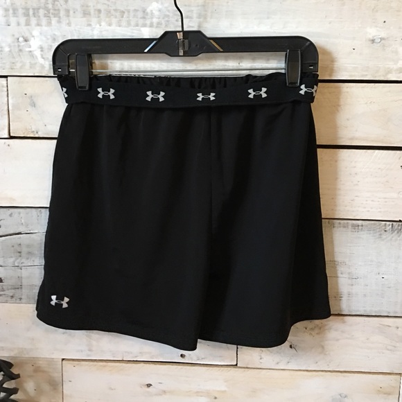 FINAL MARKDOWN Under amour black shorts