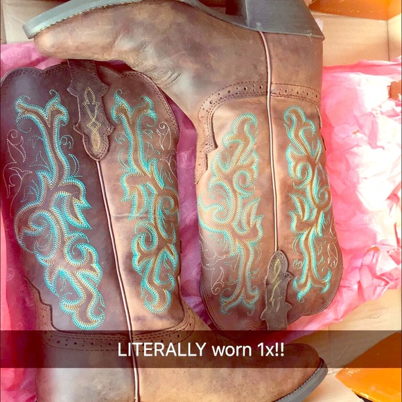 Women's Apache Stampede Boots- brand by Justin