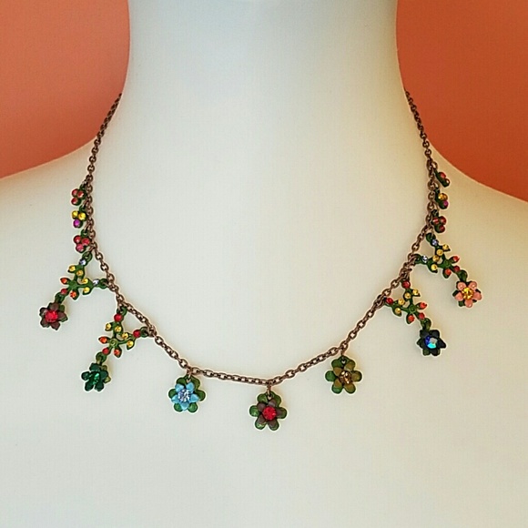 Flower Jeweled Necklace