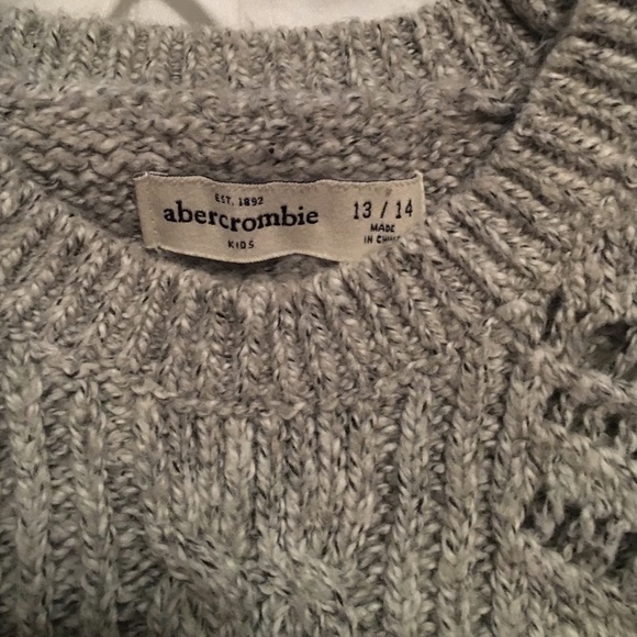 Abercrombie kids sweater - Picture 2 of 3