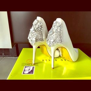 Ted Baker Meion Pumps