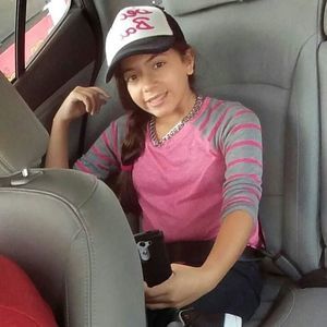 Meet your Posher, Karimar