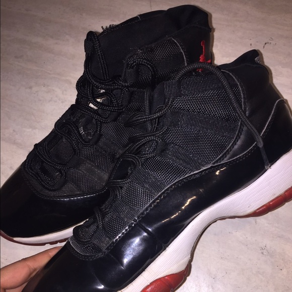 Jordans 2001 breds 11