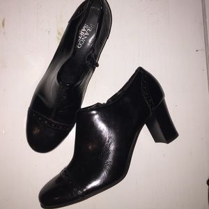 Franco Sarto black booties--in very good condition