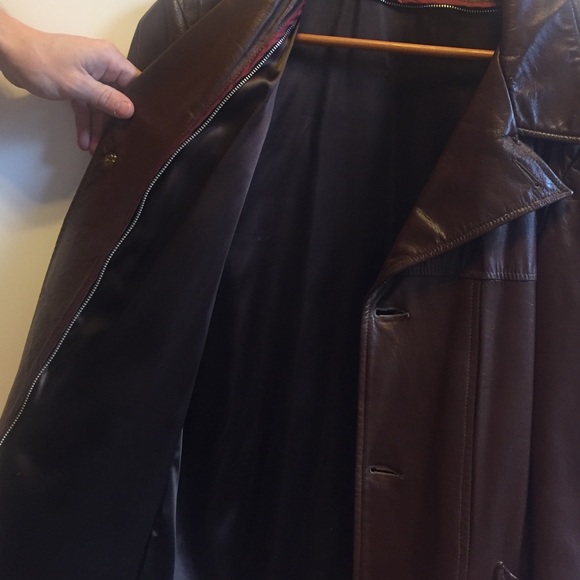 Vintage brown leather trench - Picture 4 of 4