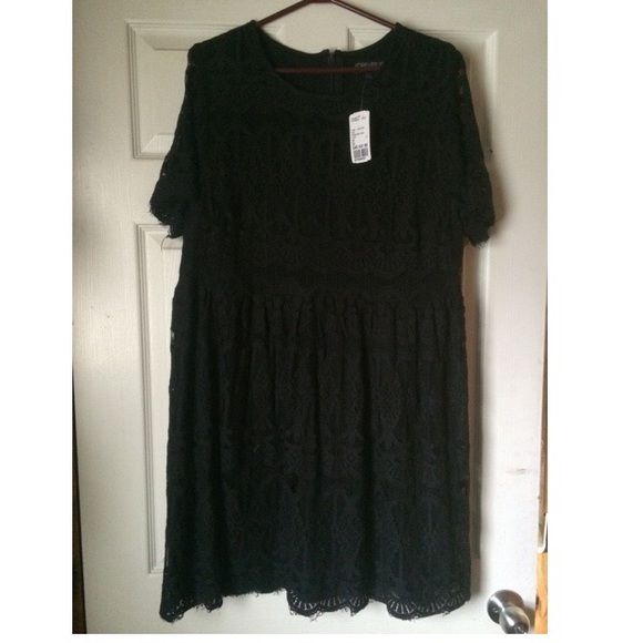BNWT Forever 21 Plus Size Black Lace Dress