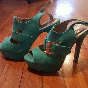 Teal Heels