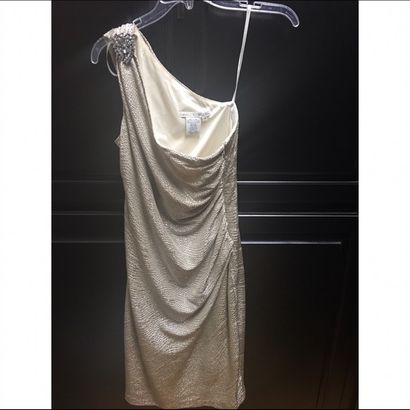 GOLD SHIMMER DRESS. Maggy London. Size 10 NWT