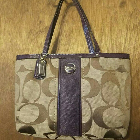 !! SALE!! COACH SIGNATURE STRIPE TOP HANDLE TOTE