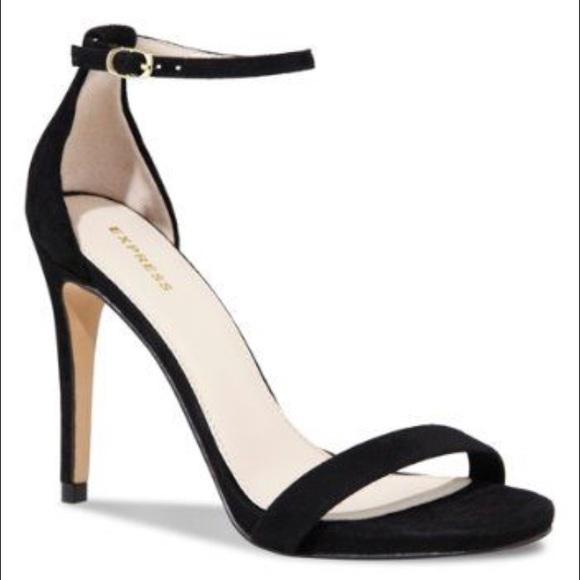 Black size 8 strappy heel
