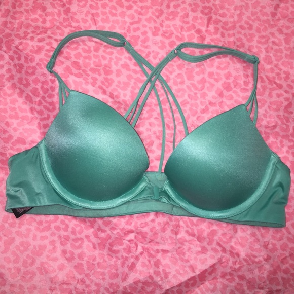 NWOT VS bra