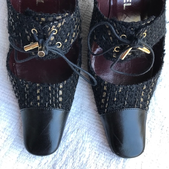 CHANLE TWEED PUMPS