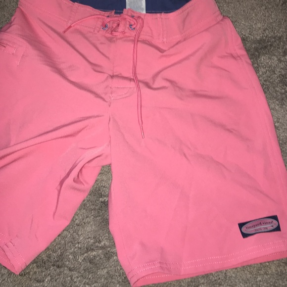 Mens Vineyard Vines Jetty Red Swimshorts Size 28