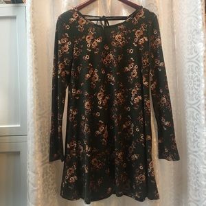 Green floral long sleeve mini dress
