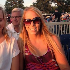 Meet your Posher, Kelli