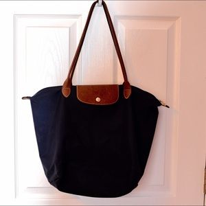 Longchamp Le Pliage Medium Shoulder Tote Navy