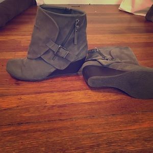Gray suede wedge booties (size 8)