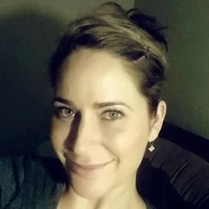 Meet your Posher, Carrie