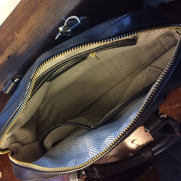 Steve Madden Purse - Picture 2 of 4