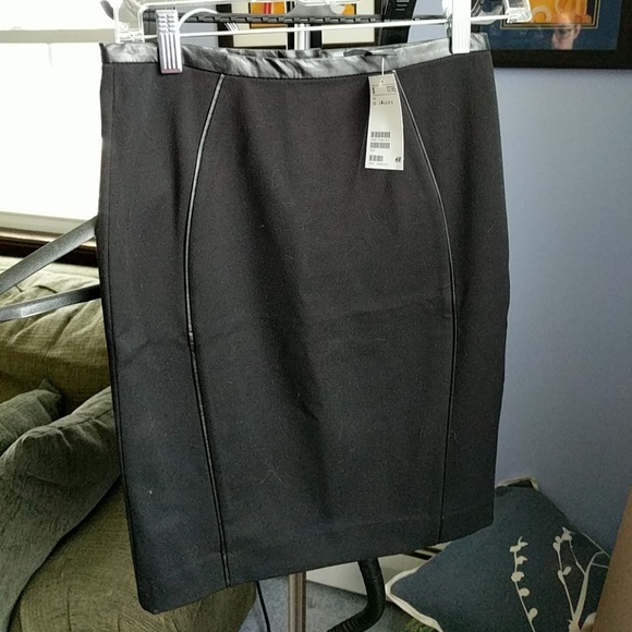 H&M black pencil skirt NWT