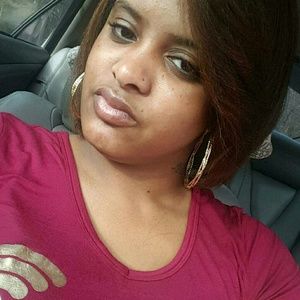 Meet your Posher, Tenique