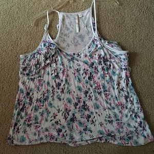 Lauren Conrad tank