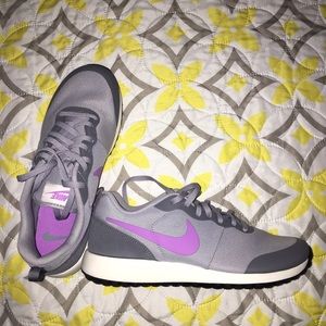 Nike Grey and Purple
