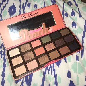 Too Faced Sweet Peach palette