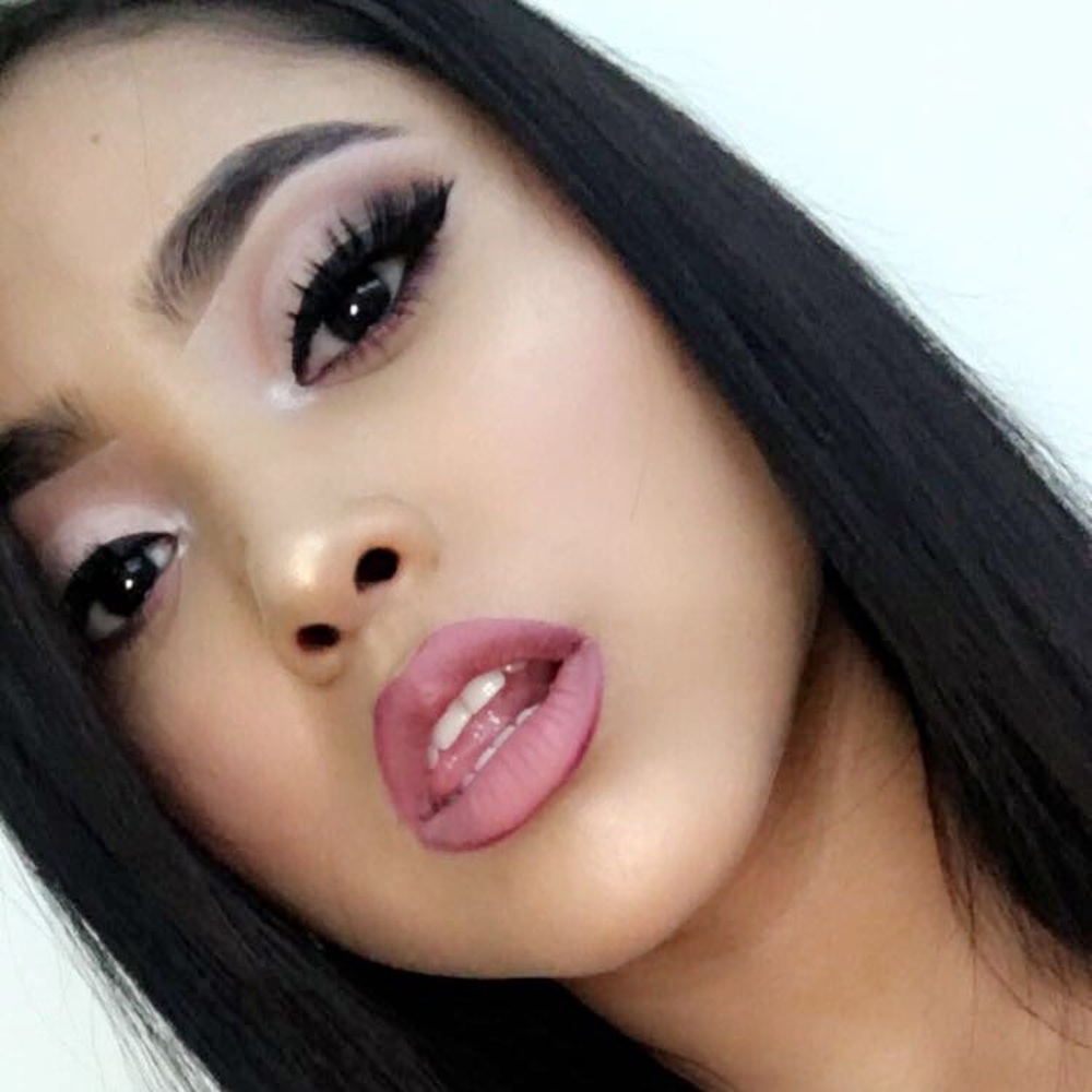 Meet your Posher, Mirian