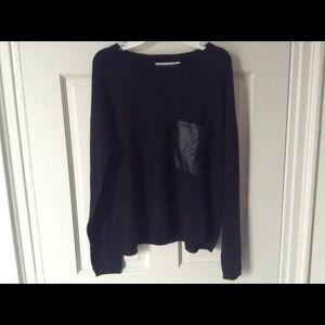 Woman's Black Long Sleeve Top