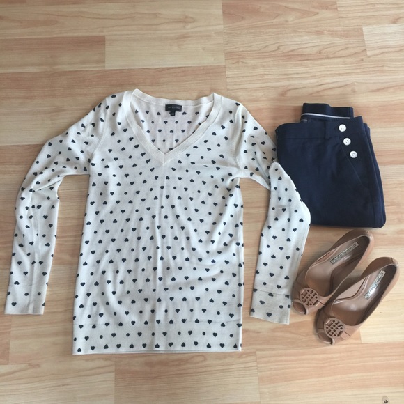 Limited Heart Detail Sweater