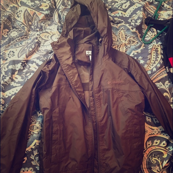 Columbia wind breaker/rain jacket