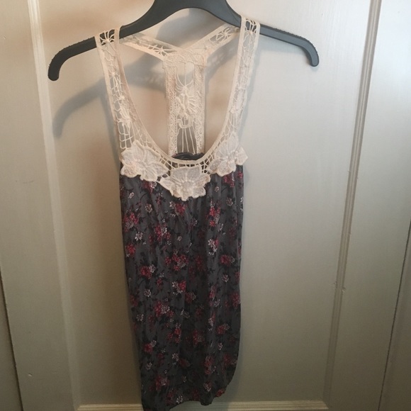Razor back tank - Picture 1 of 2