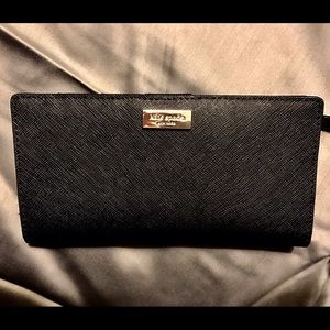 Kate Spade Cedar Street Black Wallet