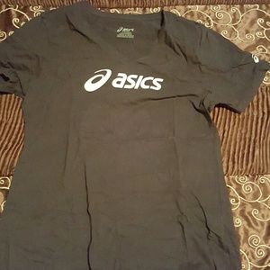 asics short sleeved t shirt
