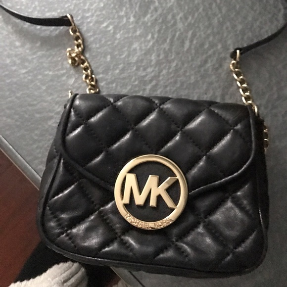 Michael Kors Fulton black quilted cross body
