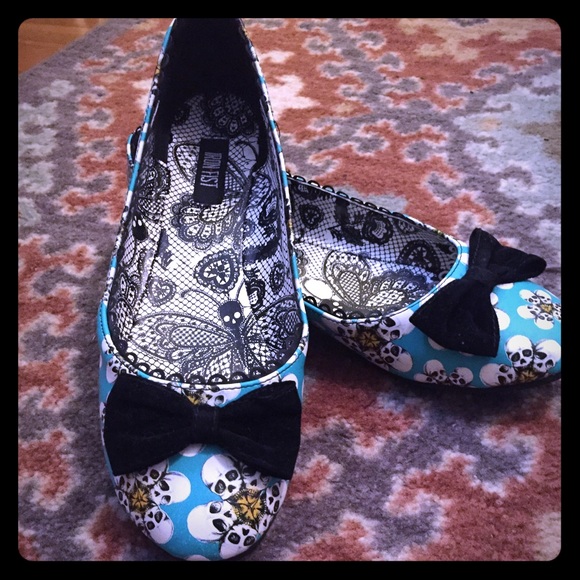 Iron Fist size 8 faux leather flats