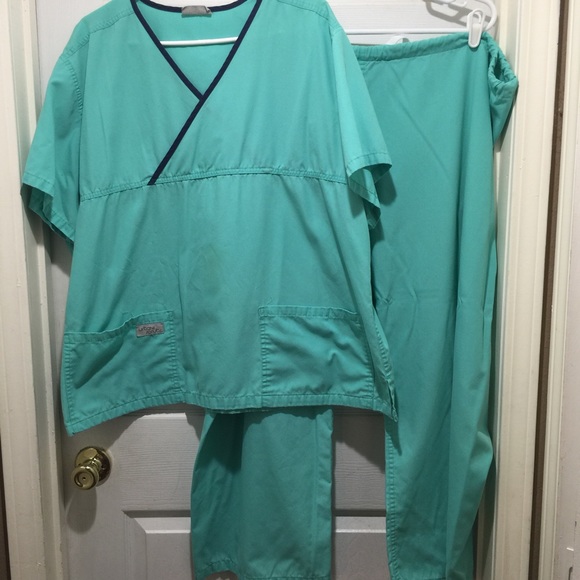 Bundle of scrub urbane scrub sets