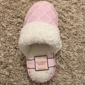 Victoria's secret slippers size 7-8 NWT