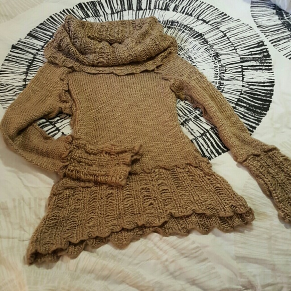 Sweaters - Long Boho tan sweater