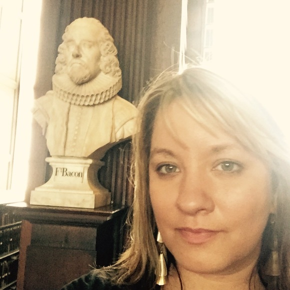 Meet your Posher, Melissa - Picture 1 of 1