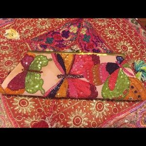 Santi👛 Butterfly Clutch!