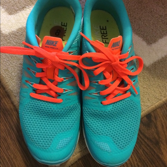 Nike Free Run tennis shoes