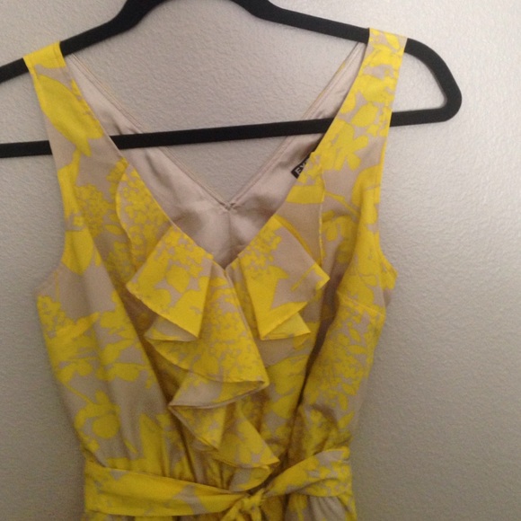 Beautiful Yellow and Tan Dress - Picture 1 of 4