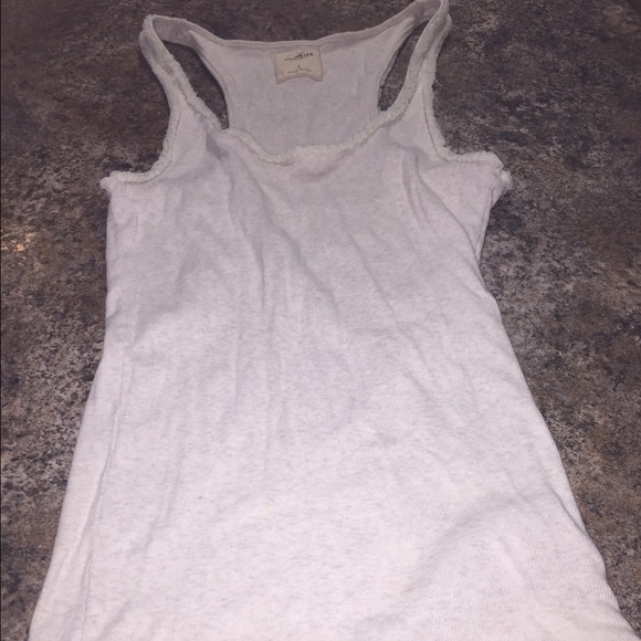 Hollister sz L racerback